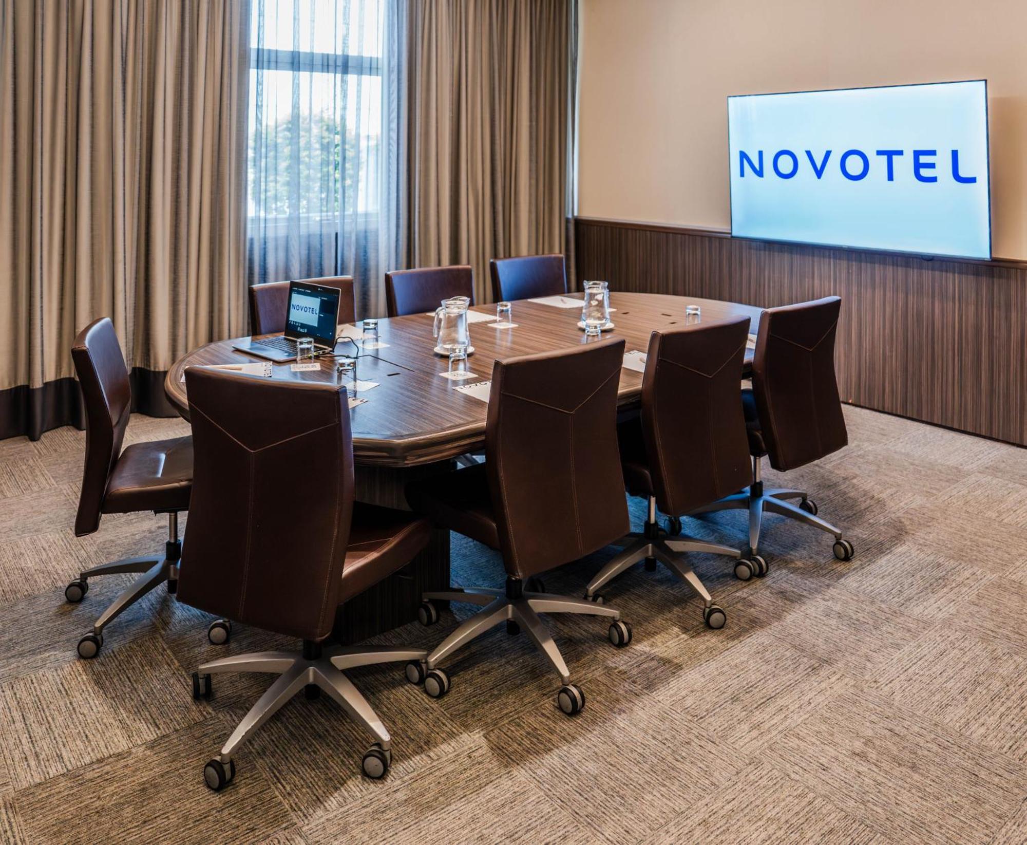 Novotel Lima San Isidro Экстерьер фото