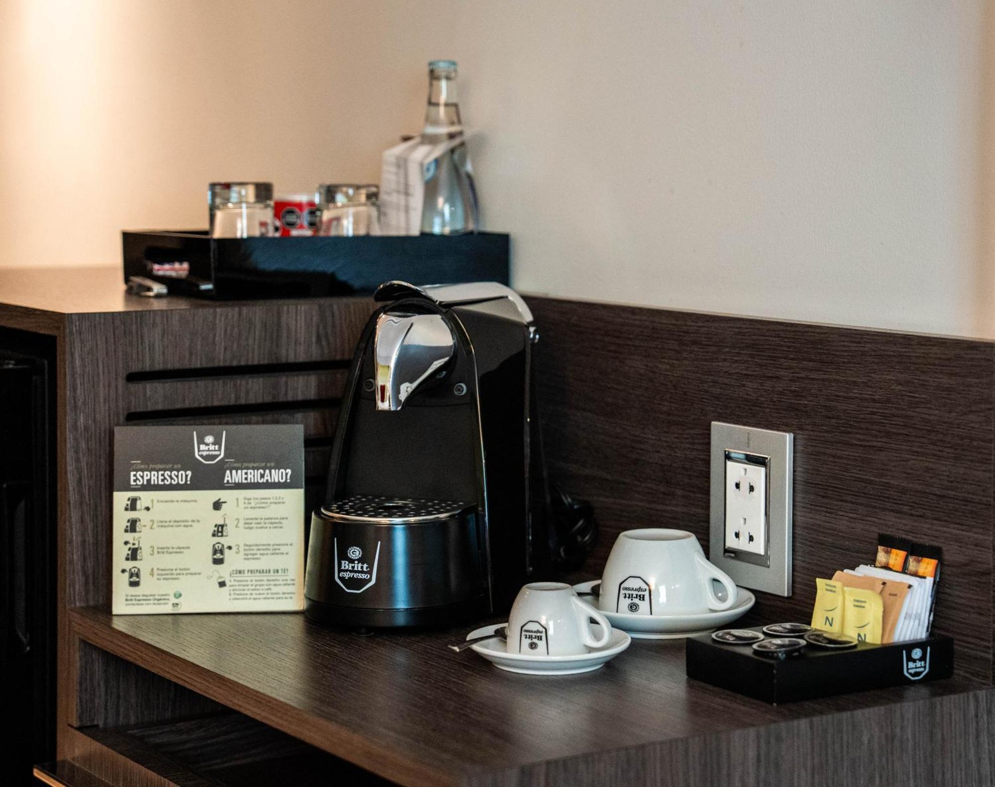 Novotel Lima San Isidro Экстерьер фото