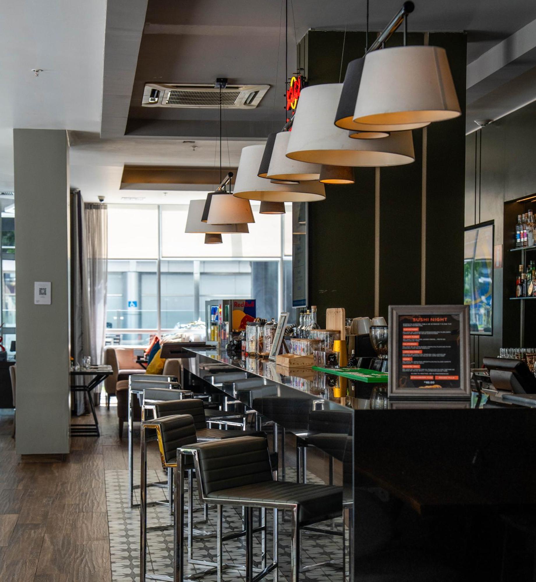 Novotel Lima San Isidro Экстерьер фото